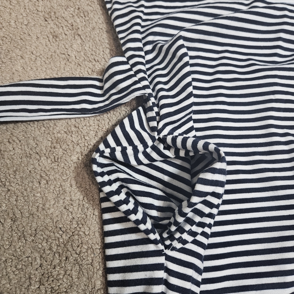 Elegant Striped Black and White Midi Dress - Picture 7 of 9